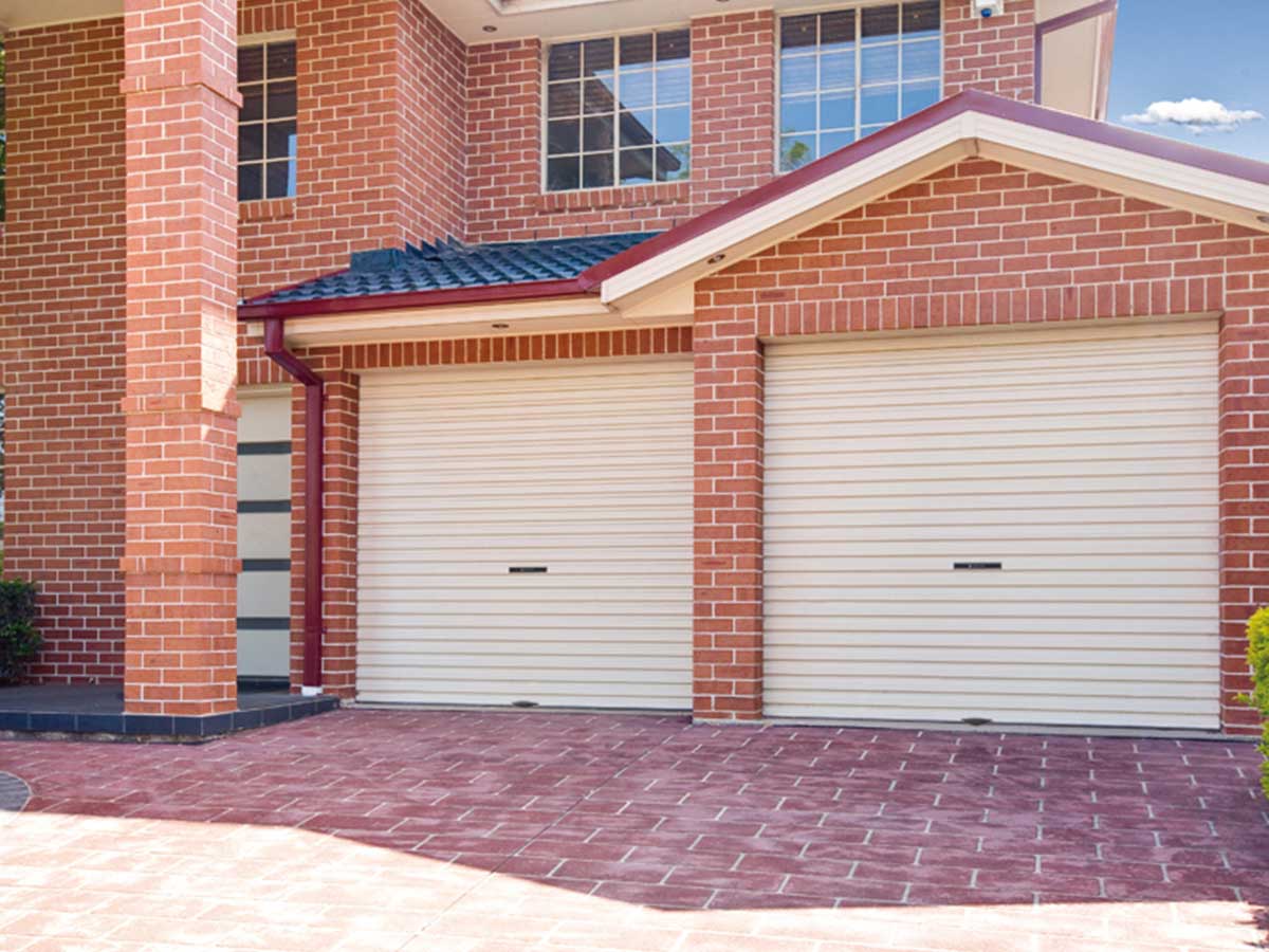 900 #8F523C Complete Doors Garage Doors & Fittings 12 Tennyson St Mackay wallpaper Complete Garage Doors 36251200