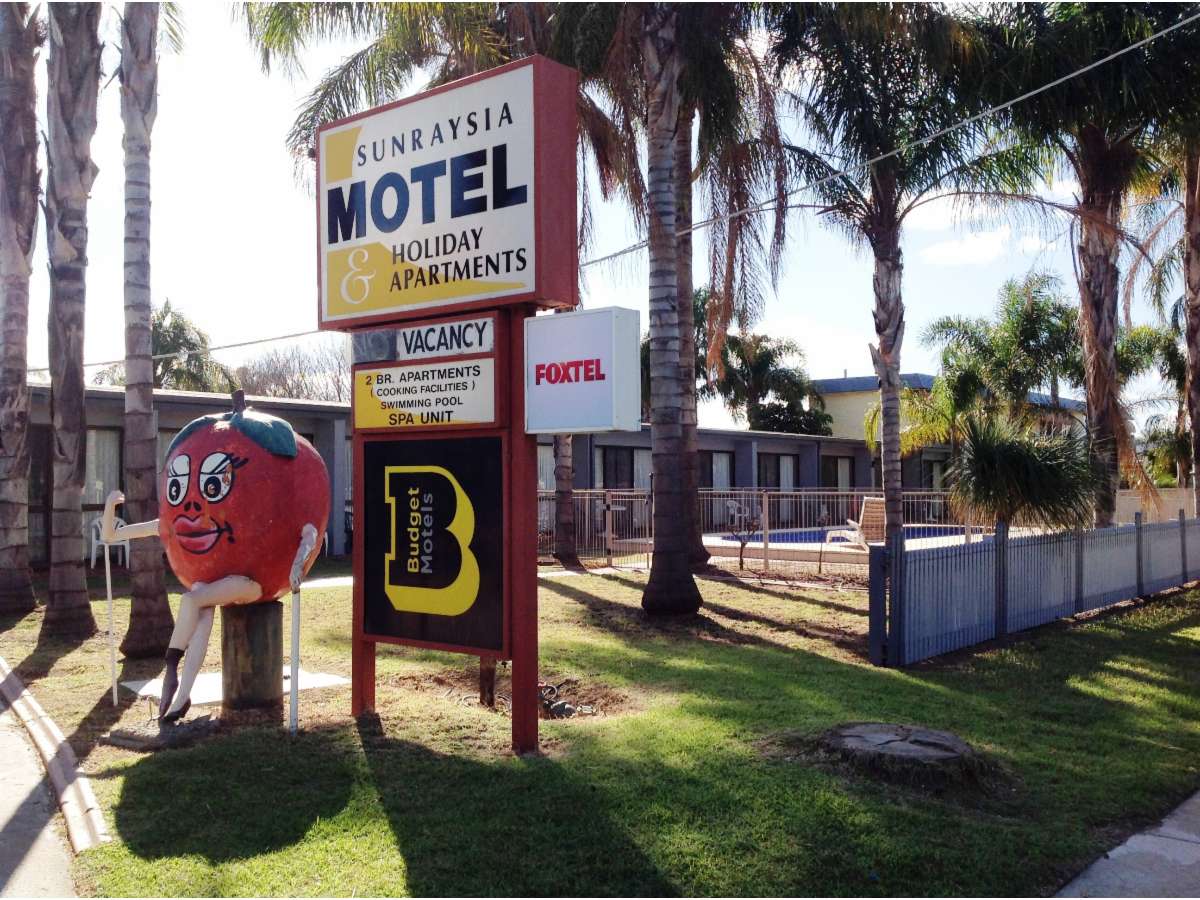 Sunraysia Motel & Holiday Apartments Motels Mildura