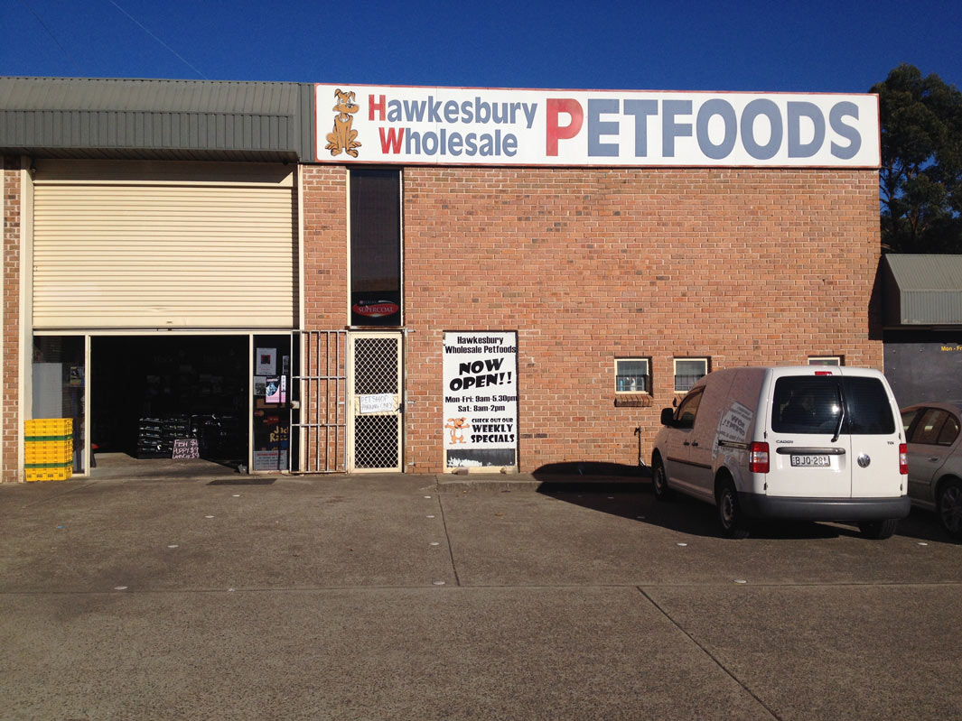 Buying Dog Food Wholesale