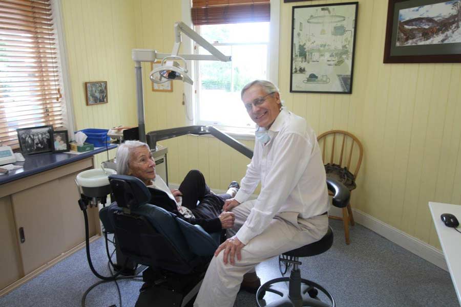 The Warrens Dental Practice Dentist 30 Broughton St Camden