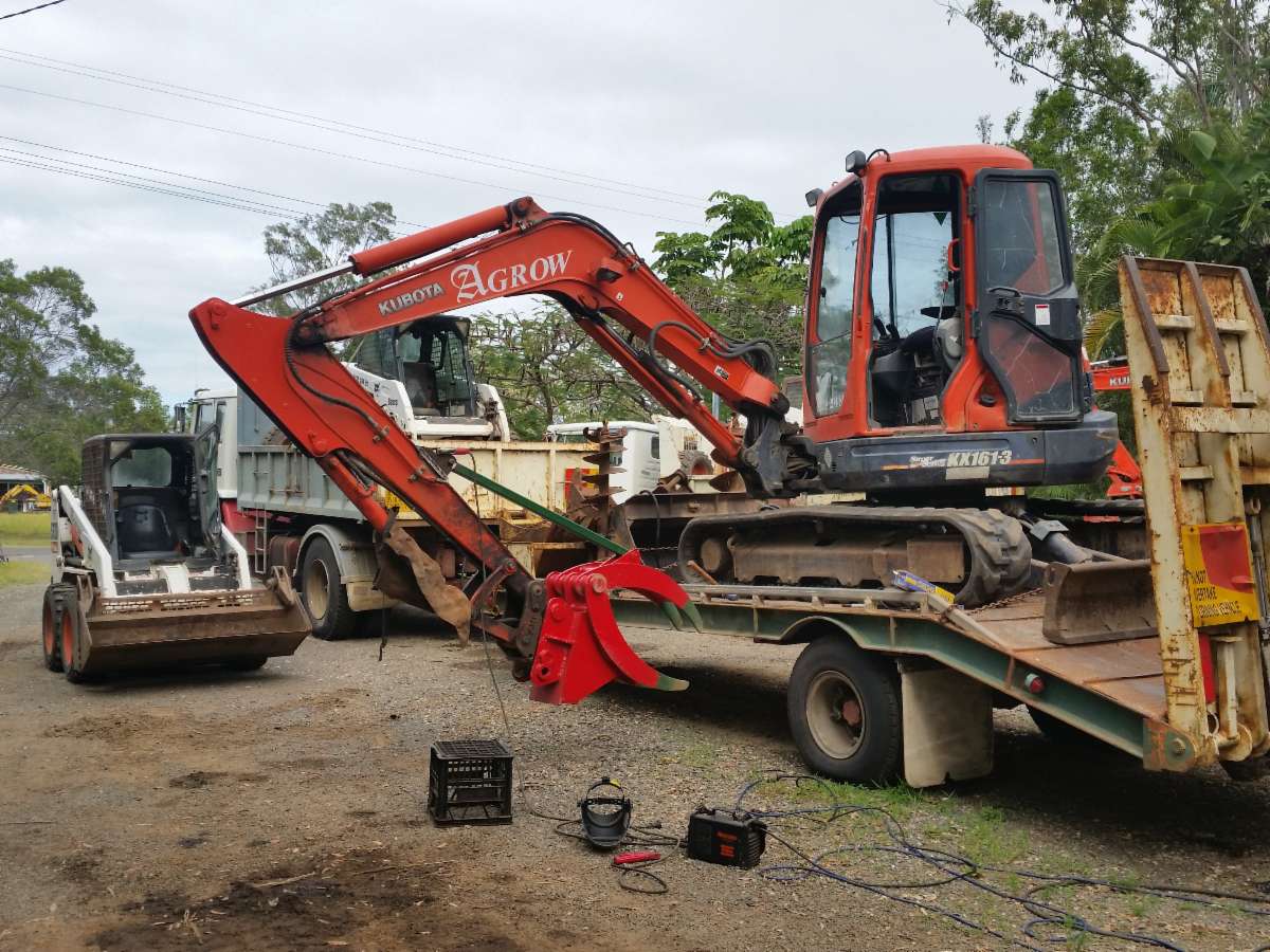 A. Agrow Bobcat, Tipper, Mini Excavator Hire Excavation & Earthmoving