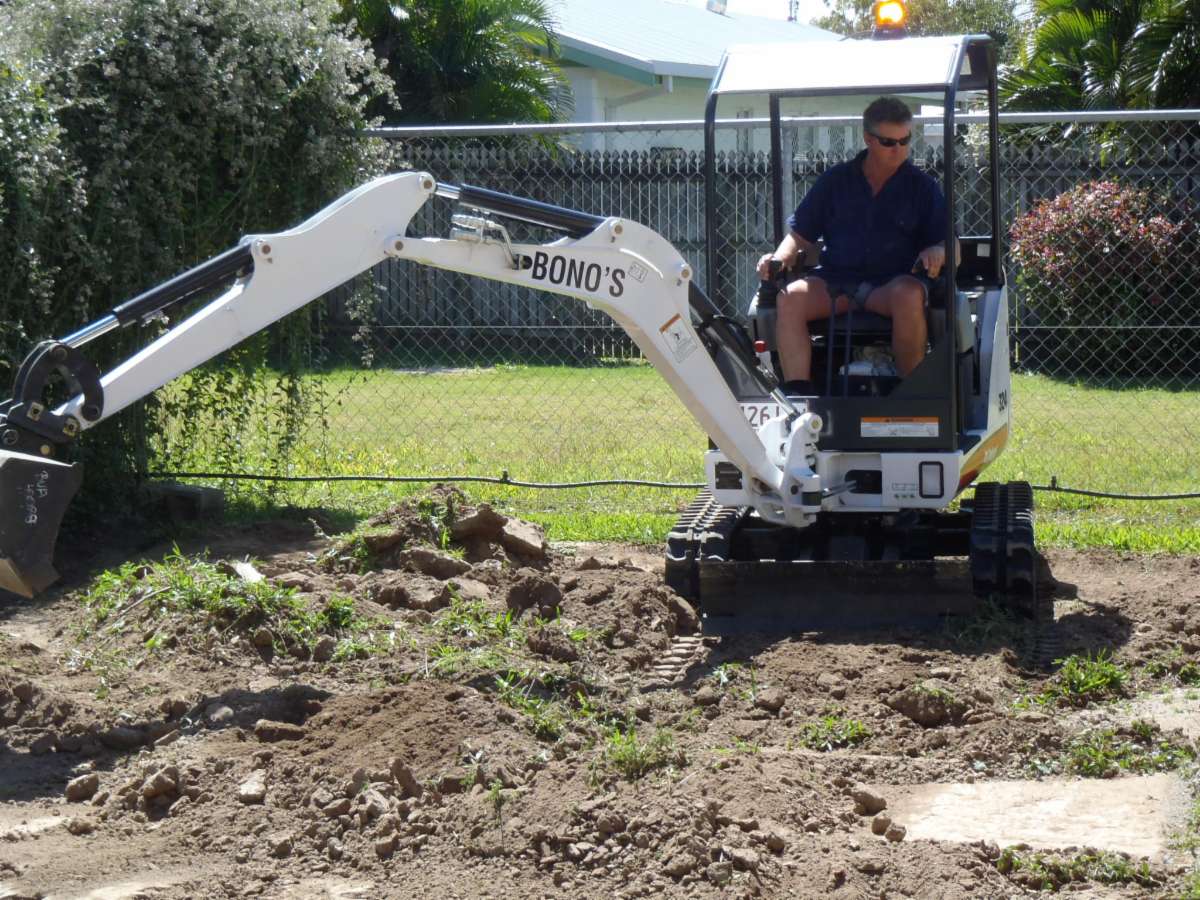 Bono's Bobcat & Tipper Hire Excavation & Earthmoving Contractors Cranbrook