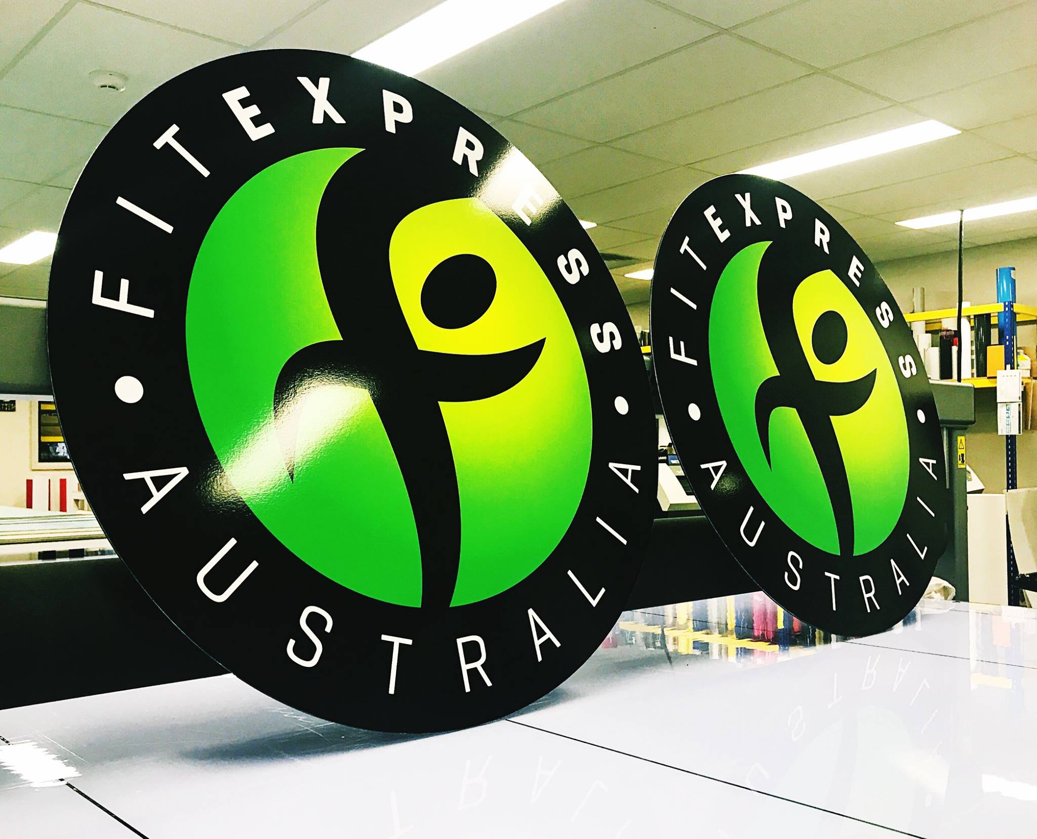 Exposed Signage & Apparel Signwriters 281 Etiwanda Avenue Between