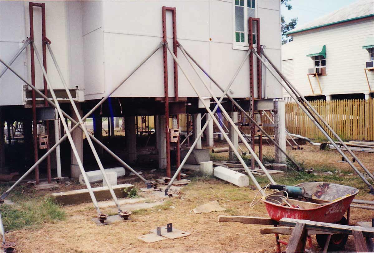 Townsville House Lifting & Equipment Hire House Restumping