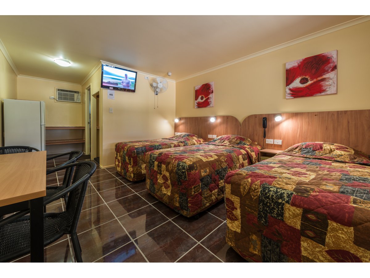 Winter Sun Motel Motels Yaamba Road Bruce Highway , Rockhampton