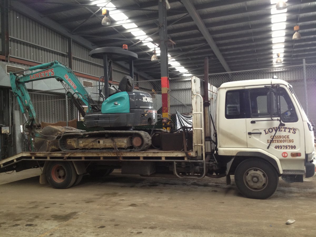 Lovett's Cessnock Earthmoving Excavation & Earthmoving Contractors