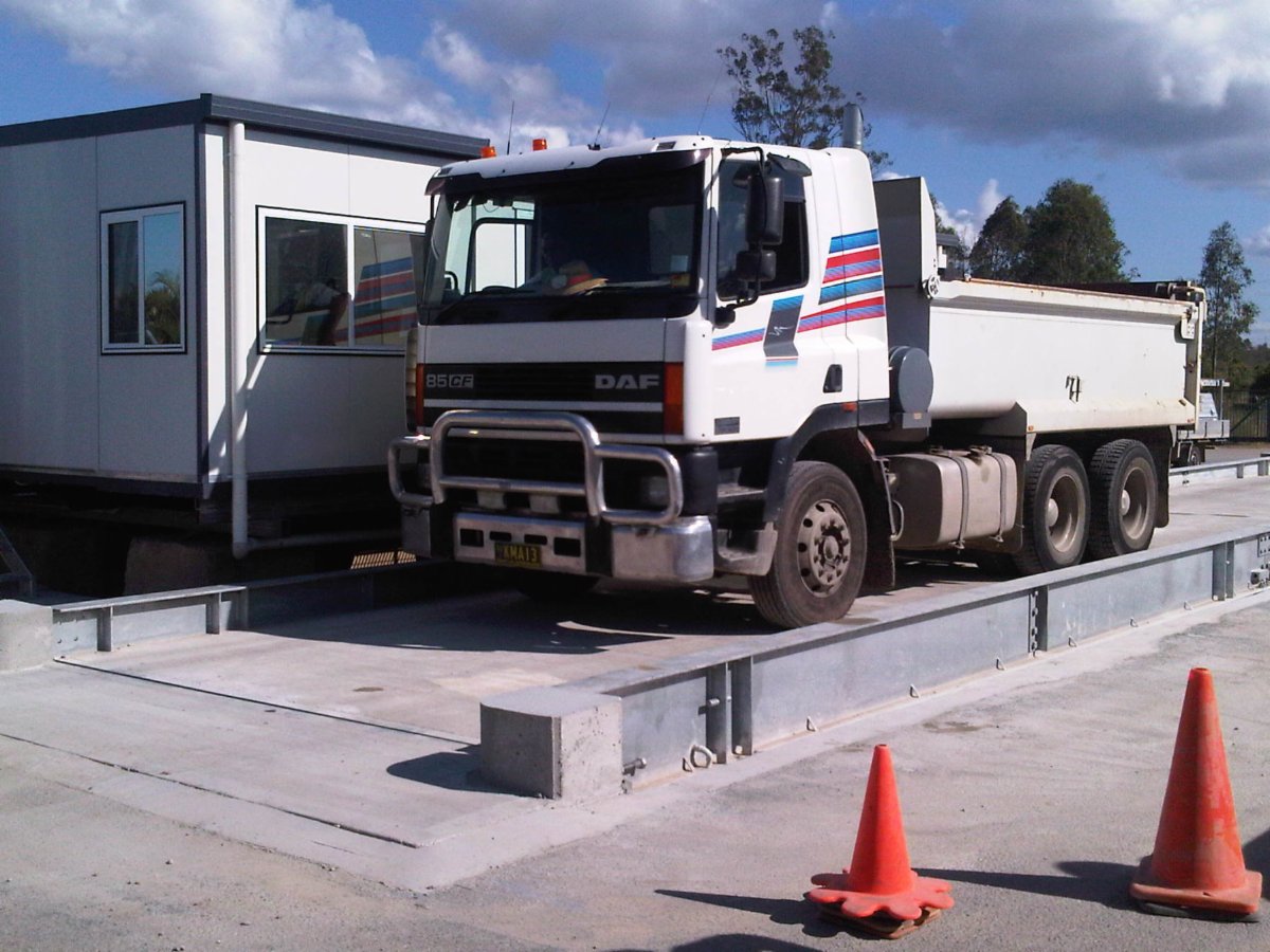 Complete Weighing Solutions Scales & Weighing Equipment Unit 2/ 351