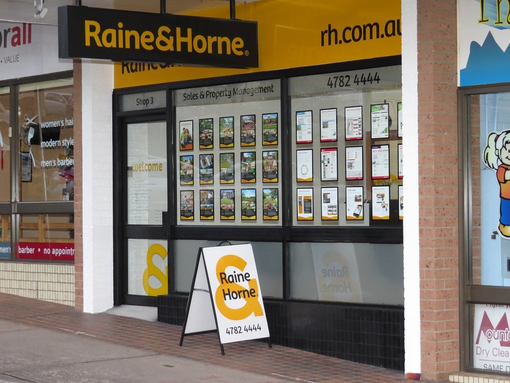 Raine & Horne Real Estate Agents Shop 3 Pioneer Pl Katoomba