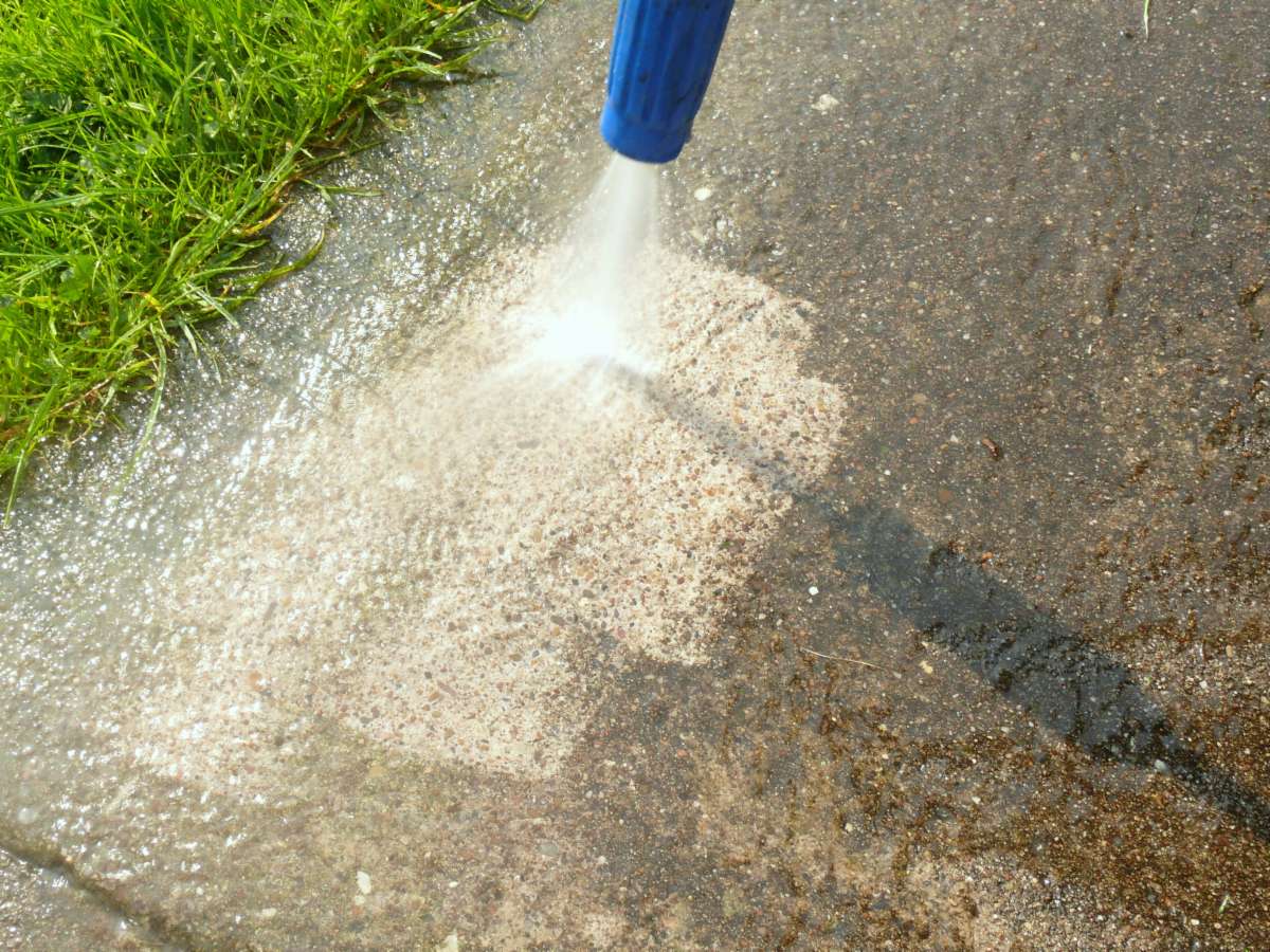 AAATriarda Cleaning Services Commercial & Industrial Cleaning