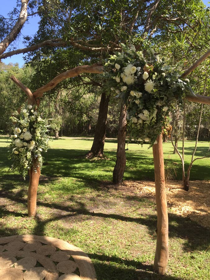 Flax Flower Florists 2/ 128 Greenoaks Dr, Coolum Beach QLD 4573