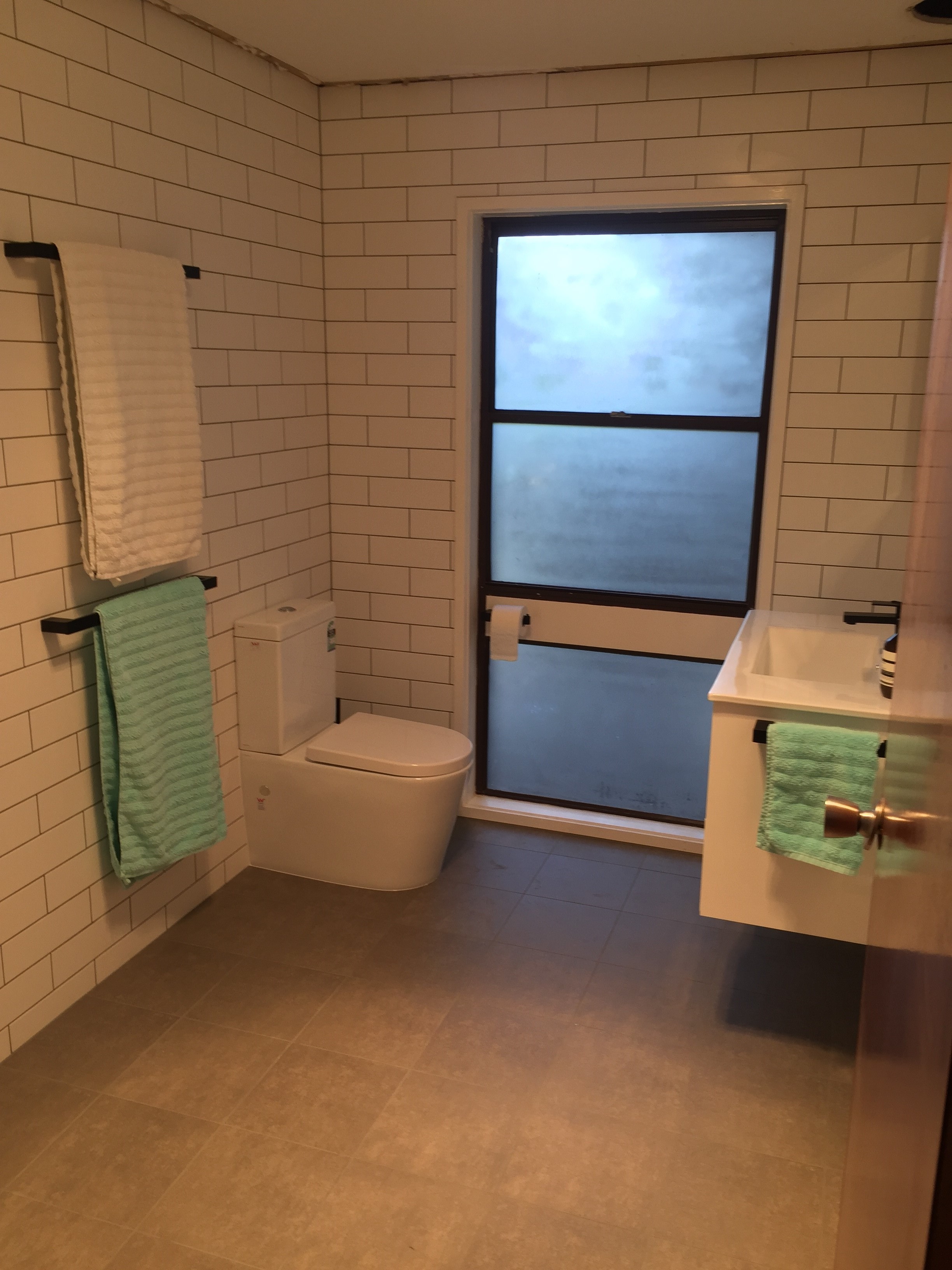 Bathroom Renovation Geelong omni tiling - wall & floor tilers - grovedale Bathroom Renovation Geelong omni tiling - wall & floor tilers - grovedale