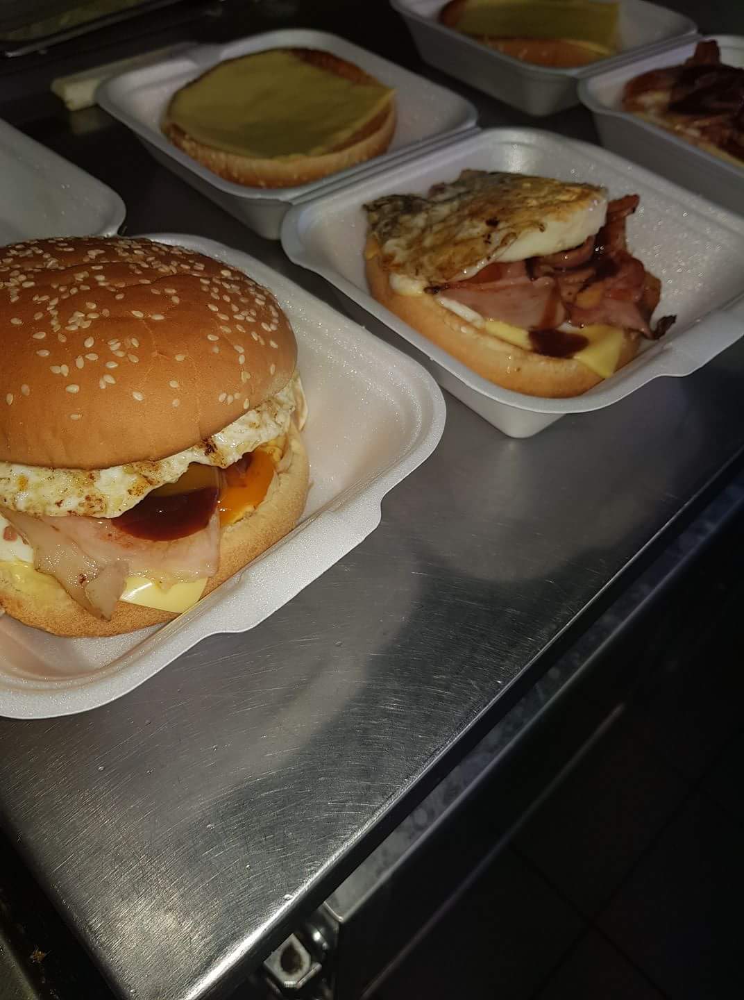 Unanderra Charcoal Chickens & Take Away Fast Food 185 Princes Hwy