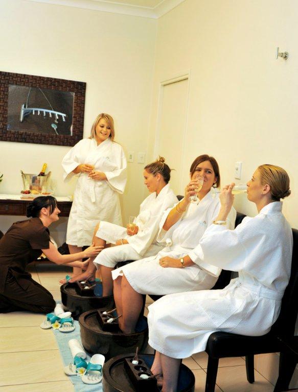 Beauty In Style Beauty Salon Shop 32 Wynnum Plaza, 2021 Wynnum Rd