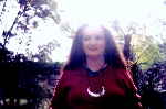 Jacquelene provides photo face reading, also looking at photo phenomena, including energies that show up in your pics