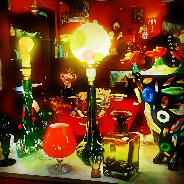 Crackerbox Palace Second Hand Dealers 228 Sheridan St Cairns