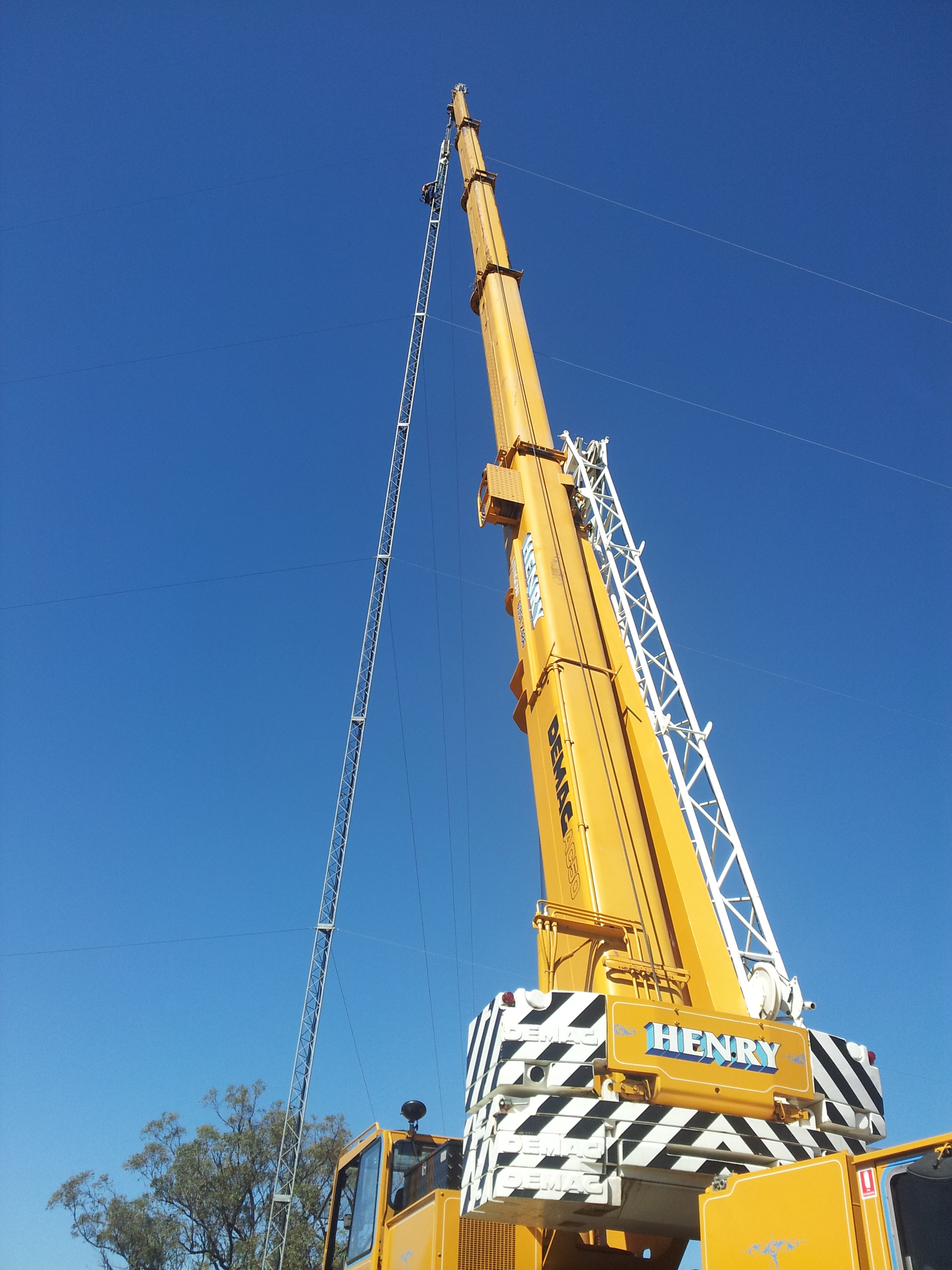 Henry Plant & Equipment Hire Pty Ltd Heavy Haulage 138 Mort St Lithgow