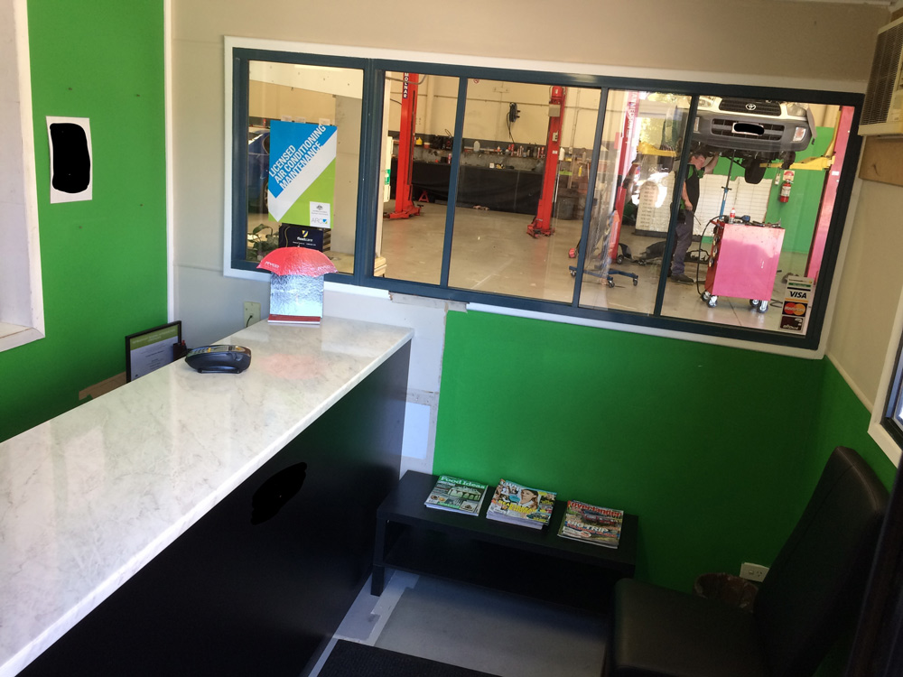 Top Notch Automotive & Mechanical in Unit 2/ 14 Distribution Ave, Molendinar, QLD 4214 Whereis®