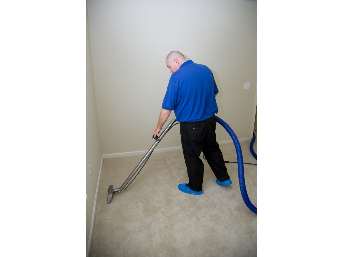 AAATriarda Cleaning Services Commercial & Industrial Cleaning