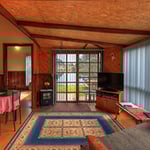 Stanley Lakeside Spa Cabins - Pic 2
