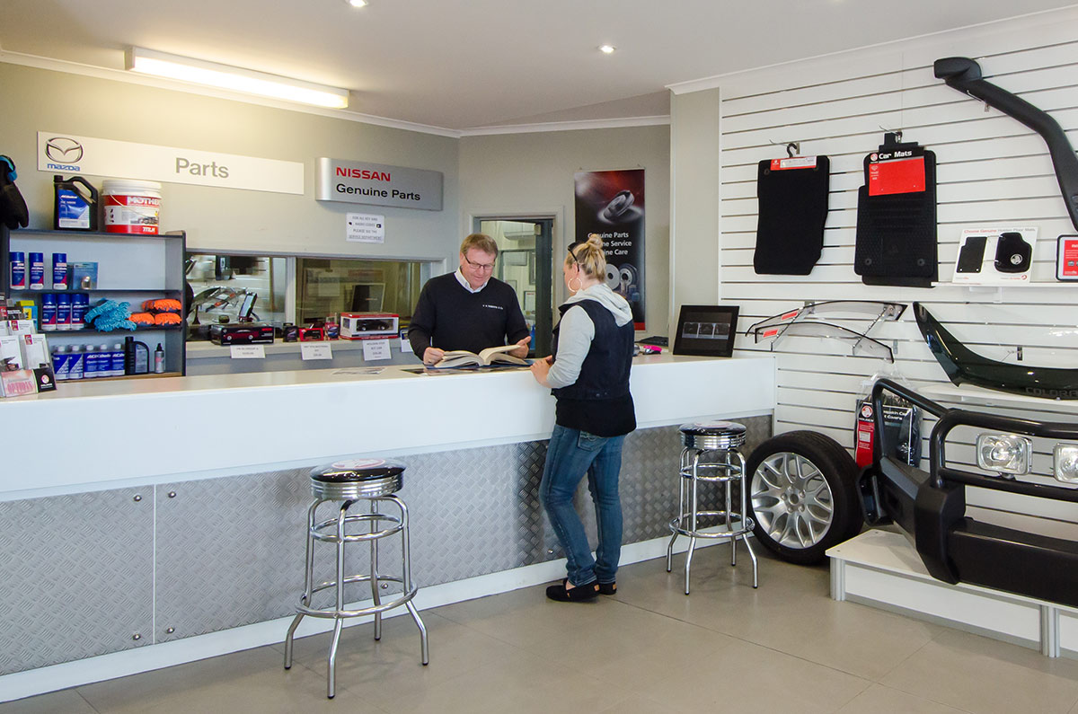 OG Roberts & Co Mechanic 132/138 Jubilee Hwy West, Mt Gambier SA 5290