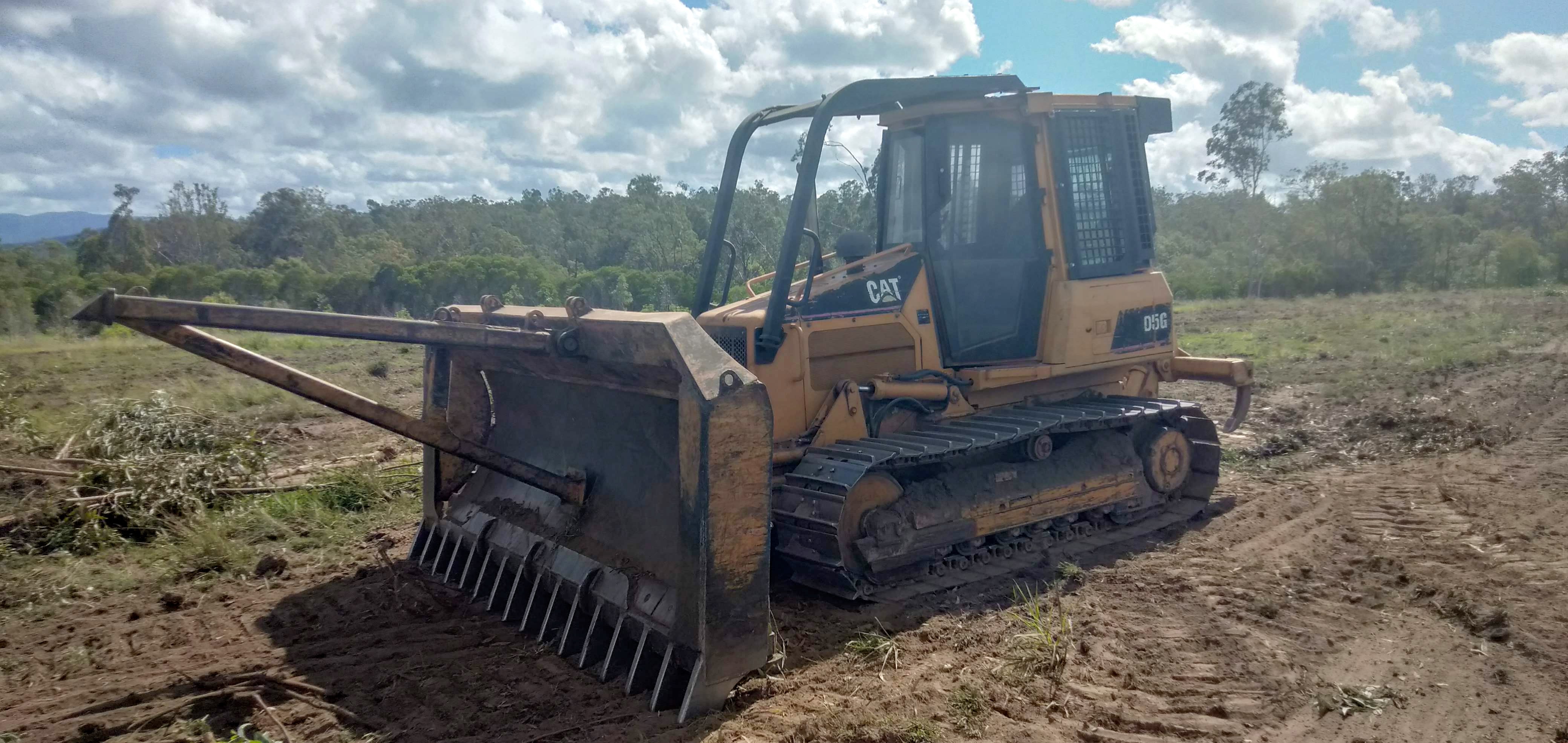 Brisbane Valley Dozer & Excavator Hire Excavation & Earthmoving