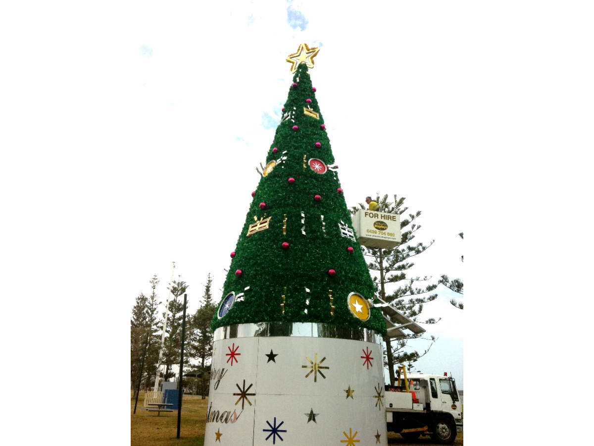 wilson s displays christmas trees decorations gold wilson s displays christmas trees decorations gold