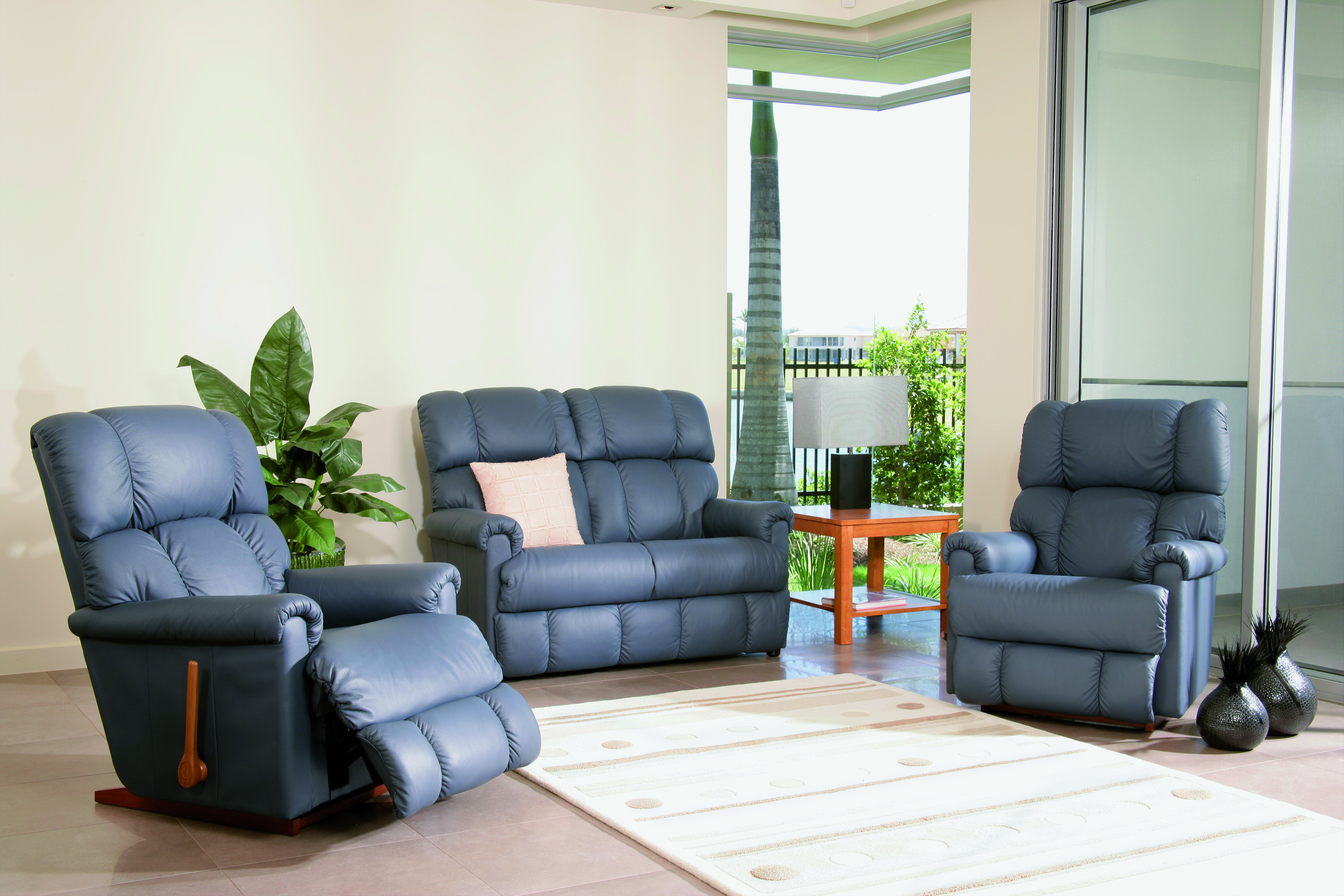 Davies Furniture Court Furniture Stores & Shops 3 5 Horseshoe Bend