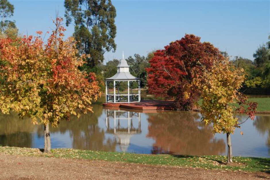 Riverside Gardens Garden Nurseries 7715 Goulburn Valley Hwy