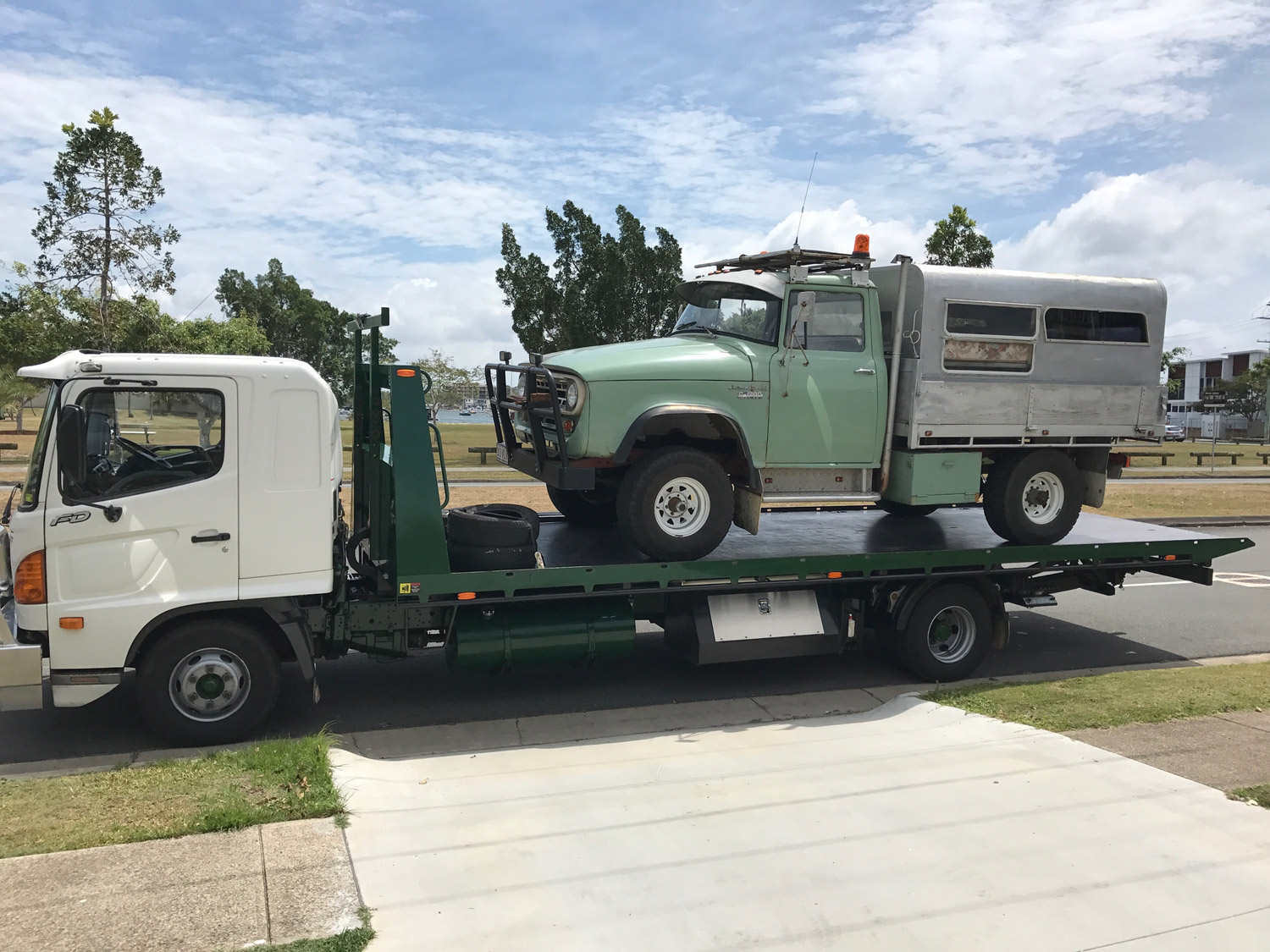 Bakers Transport Car Transport North Rocks