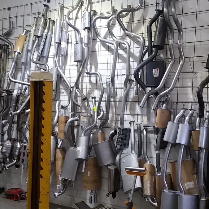 Rosebud Wreckers Car Parts 25 Colchester Rd, Rosebud VIC 3939