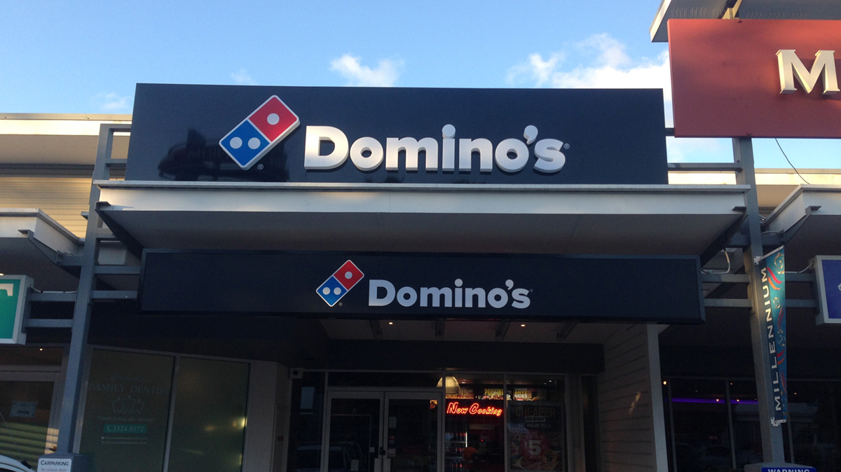 Lloyd Sign Co Signwriters 60 Dampier St Tamworth