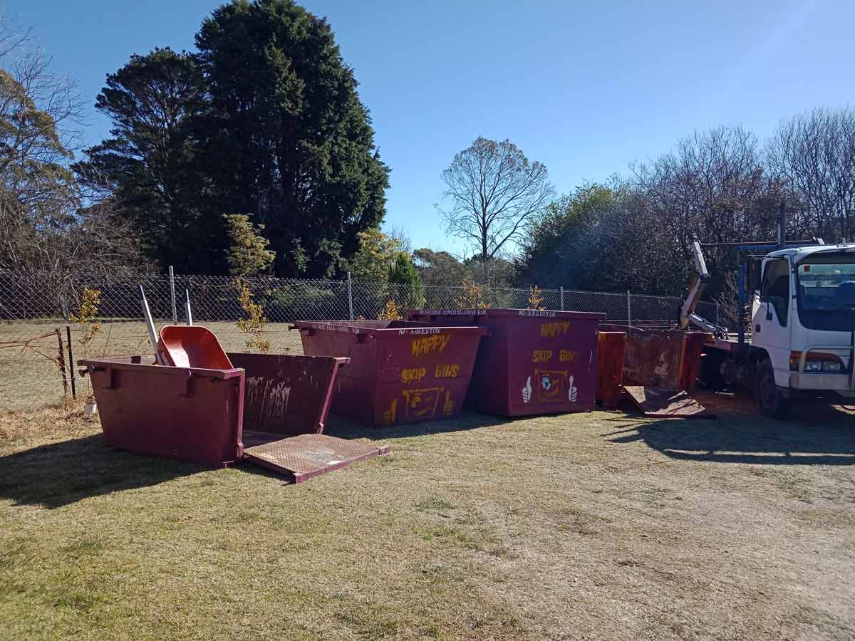 Happy Skip Bins Skip bins from 150 Rubbish Removal & Skip Bins